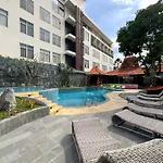 Aveon Hotel Yogyakarta By Daphna Management