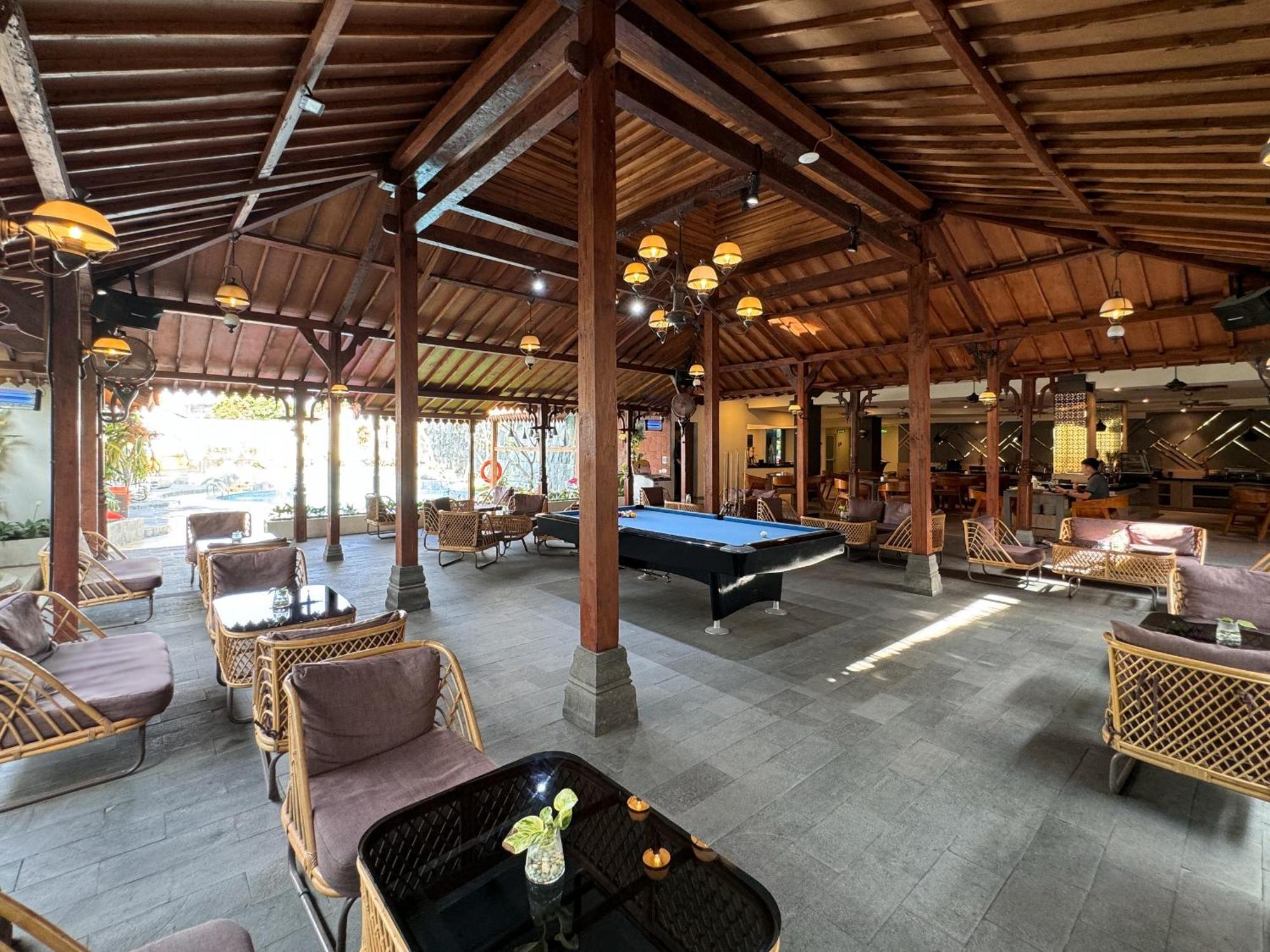 Aveon Yogyakarta By Daphna Management 4* Maguwo